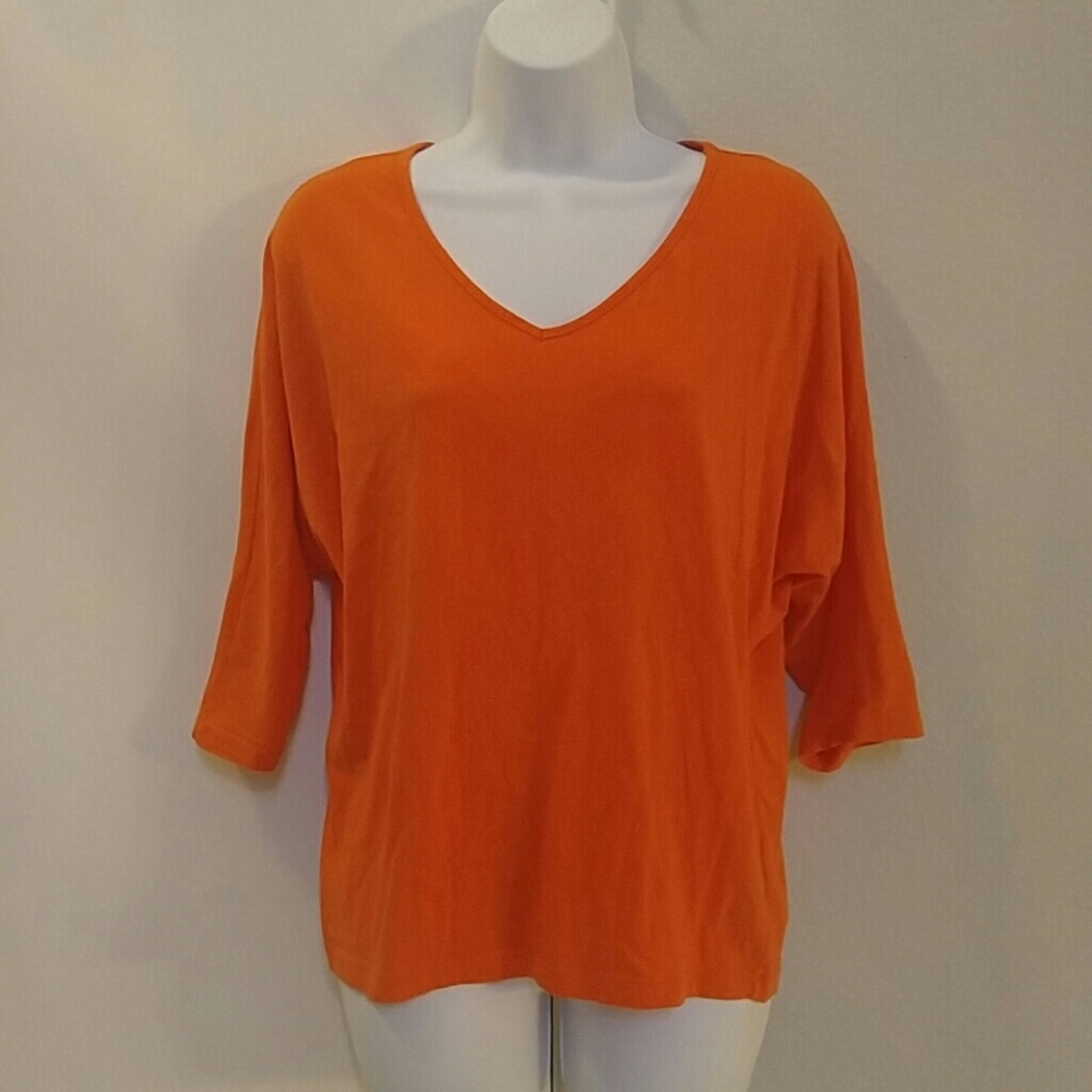 Tresics Orange 3/4 sleeve v neck t-shirt